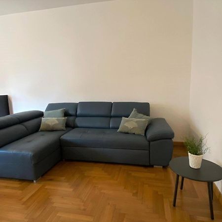 קומו The Little Duck - Modern Apartment With Balcony מראה חיצוני תמונה
