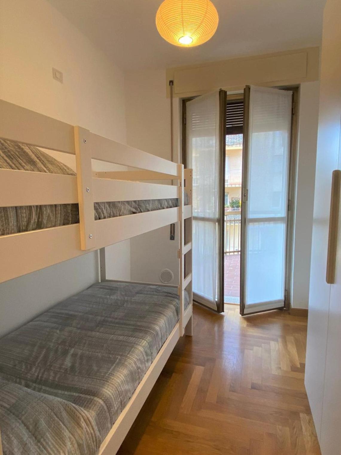 קומו The Little Duck - Modern Apartment With Balcony מראה חיצוני תמונה